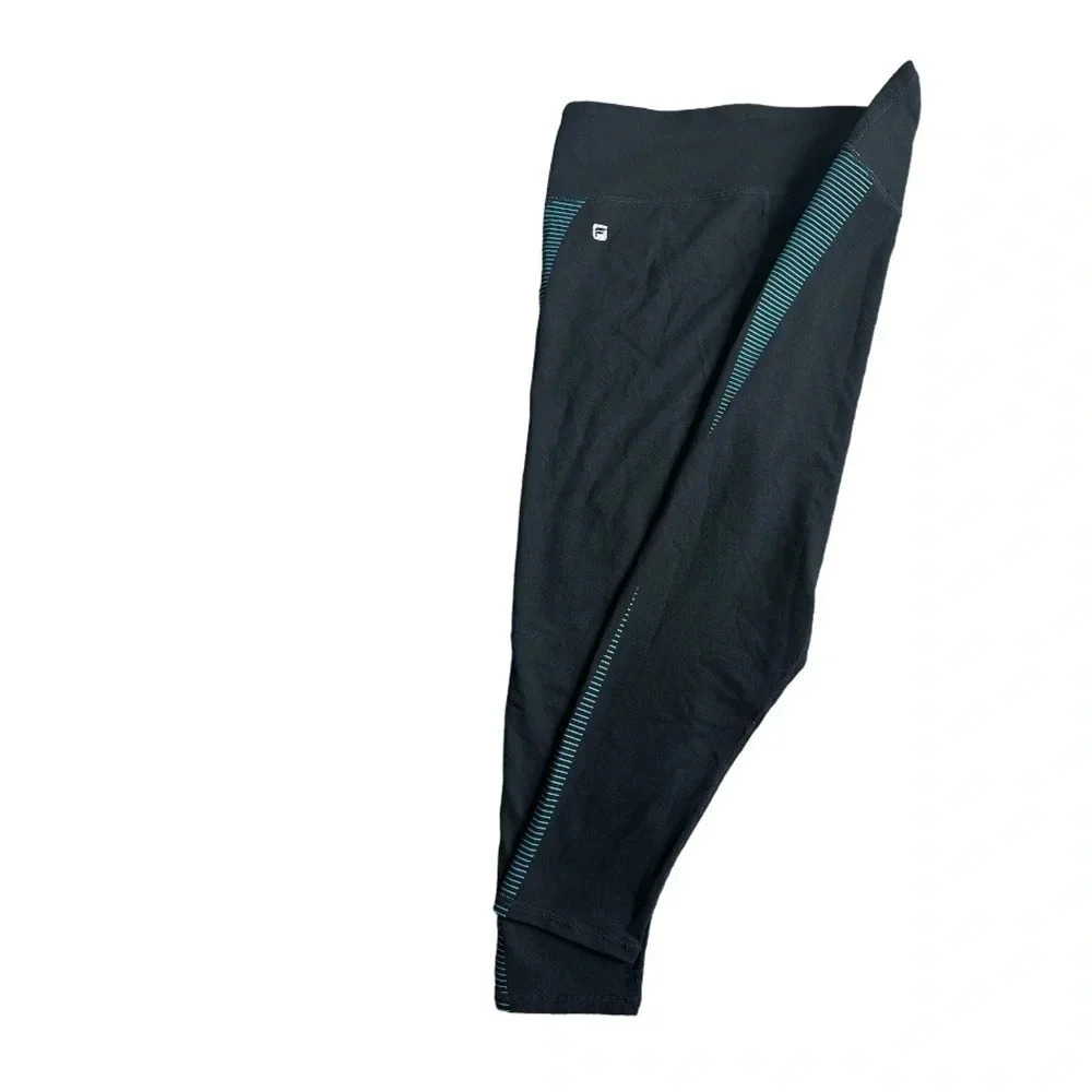 Fabletics Salar Capris - Picture 4 of 9